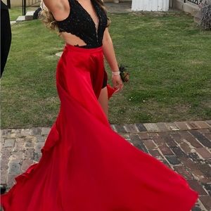 Sherri hill size 6 dress no damage